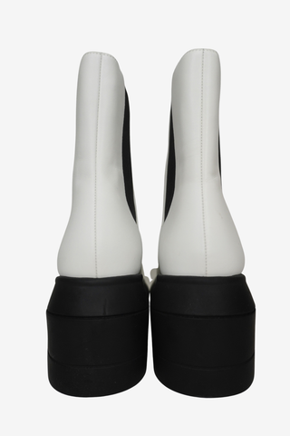 Stuart Weitzman White Leather Boots sz 7