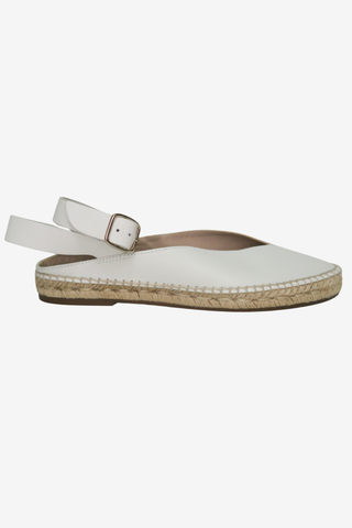 Stuart Weitzman White Flats sz 8