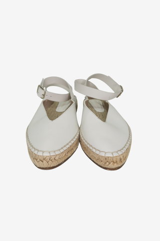 Stuart Weitzman White Flats sz 8