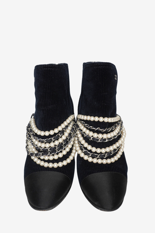Chanel Pearl-Embellishment Cc Ankle Boots sz 39