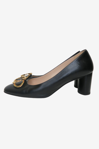Stuart Weitzman Leather Pump Sz 9 - Designer pumps at The Find Luxury Resale - Vancouver, Canada