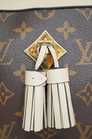 Louis Vuitton Monogram Saintonge Shoulder Bag
