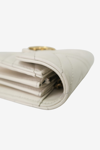 Gucci Marmont Wallet On Chain - Designer Handbags at The Find Luxury Resale - Vancouver, Canada