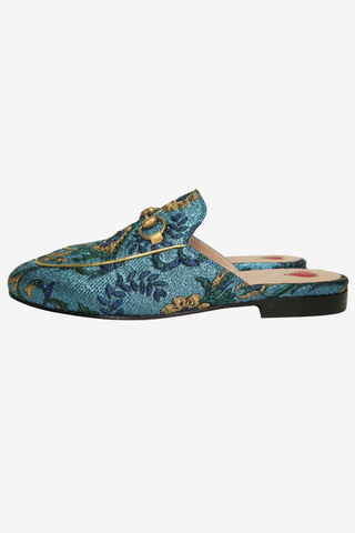 Gucci Mules sz 35.5 - Designer shoes at The Find Luxury Resale - Vancouver, Canada