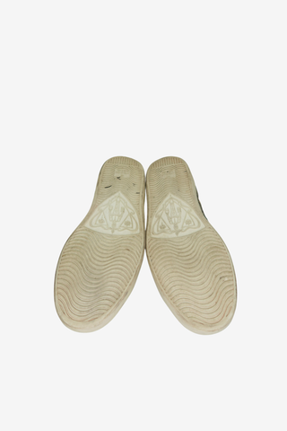 Gucci GG Logo Sneakers sz 39 - Designer Sneakers at The Find Luxury Resale - Vancouver, Canada