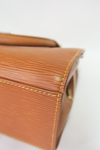 Louis Vuitton Pont Neuf Epi Bag