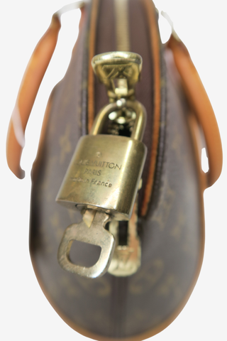 Louis Vuitton Ellipse Pm - Designer Handbags at The Find Luxury Resale - Vancouver, Canada