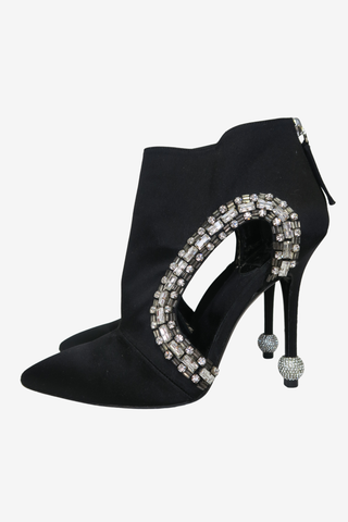Roger Vivier Pumps Sz 36.5 - Designer pumps at The Find Luxury Resale - Vancouver, Canada