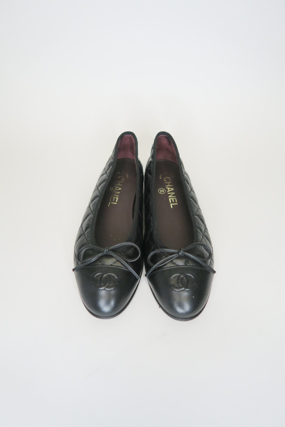 Chanel Interlocking CC Logo Leather Ballet Flats sz 36