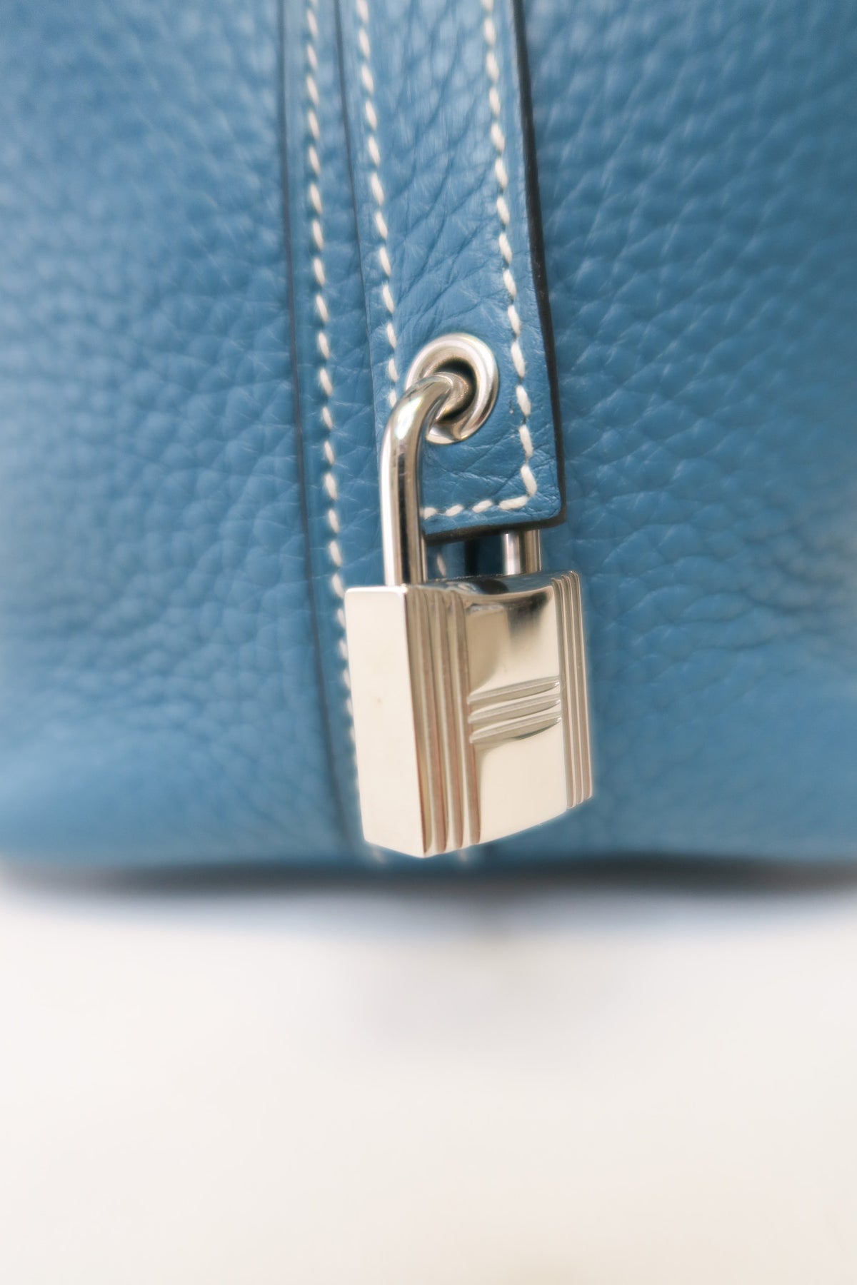 Hermès Clemence Picotin Lock 18