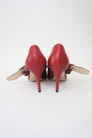 Gucci Web Accent Leather Pumps sz 35.5 - Designer Pumps at The Find Luxury Resale - Vancouver, Canada