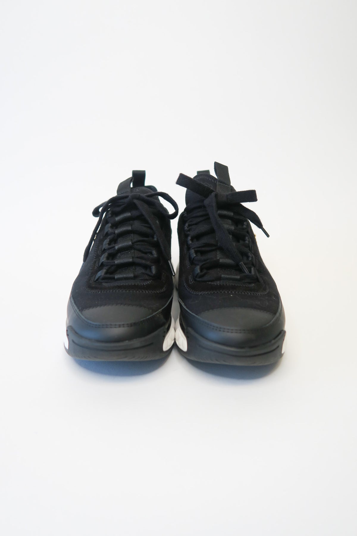 Chanel Interlocking CC Logo Sneakers sz 37.5