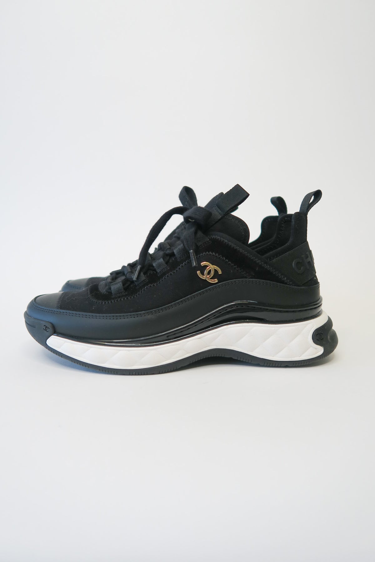 Chanel Interlocking CC Logo Sneakers sz 37.5