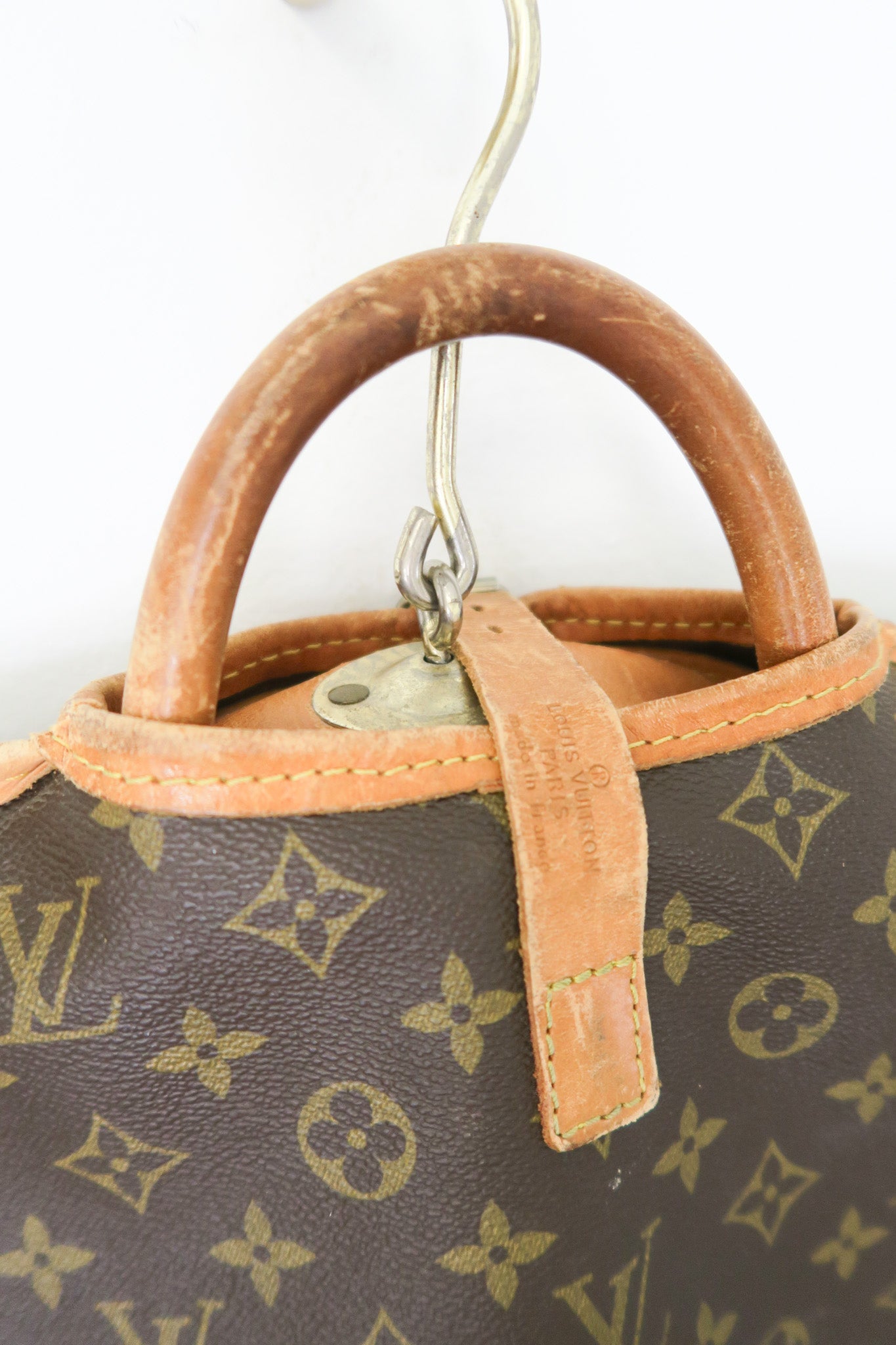 Louis vuitton monogram garment bag on sale