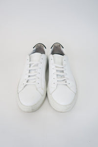 Woman by Common Projects Leather Sneakers sz 38