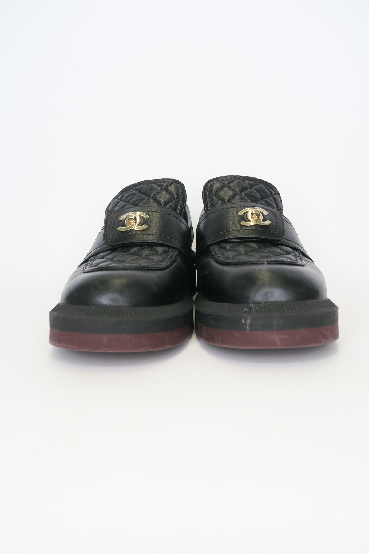 Chanel 2021 Interlocking CC Logo Loafers sz 41