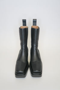 Bottega Veneta Leather Chelsea Boots sz 35.5