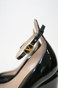 Valentino Patent Leather Pumps sz 36.5