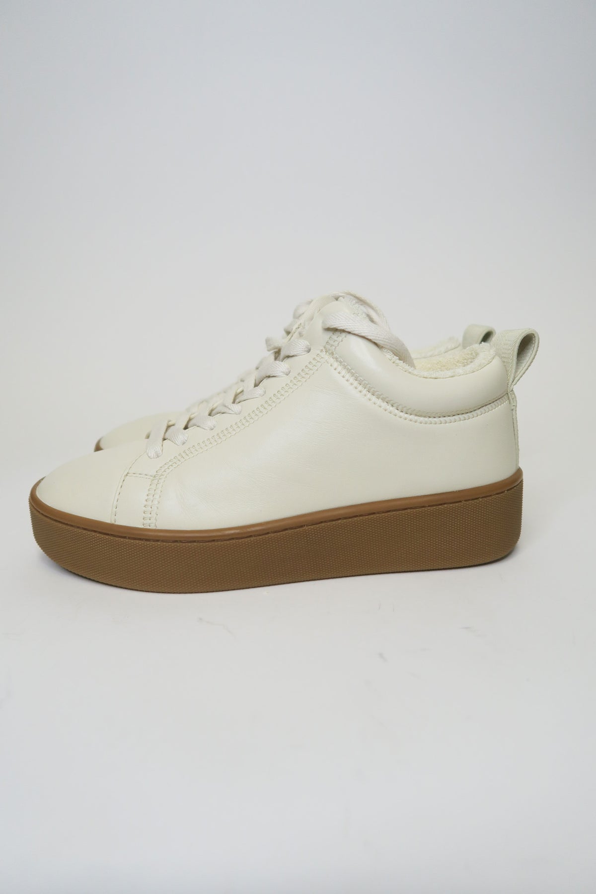 Bottega Veneta Leather Sneakers sz 36.5