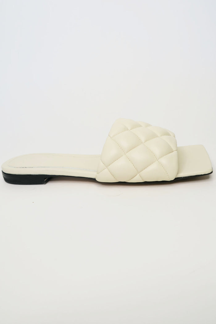 Bottega Veneta Leather Slides sz 36.5