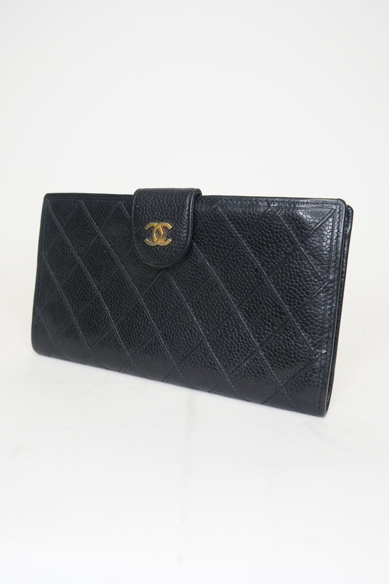 Chanel Vintage Caviar French Purse