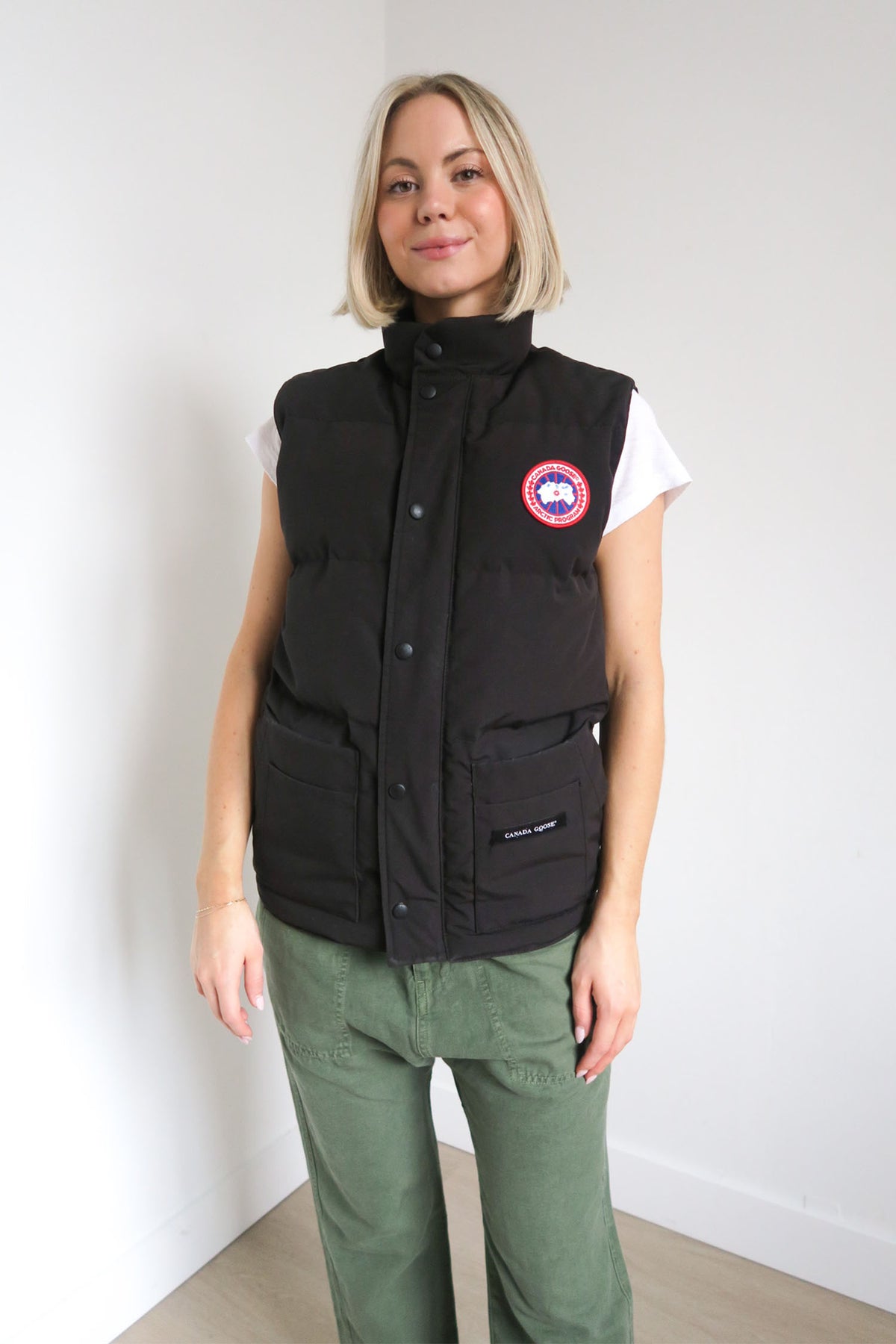 Canada Goose Down Vest sz XS