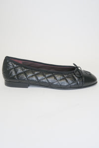 Chanel Interlocking CC Logo Leather Ballet Flats sz 36