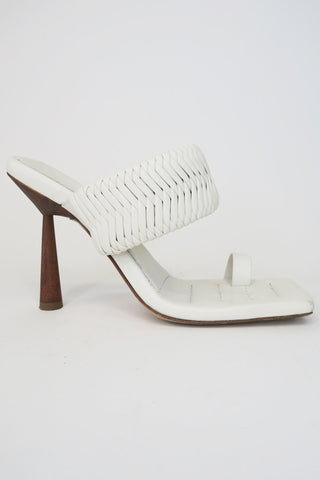 GIA/RHW Leather Slides sz 39 - Designer Pumps at The Find Luxury Resale - Vancouver, Canada