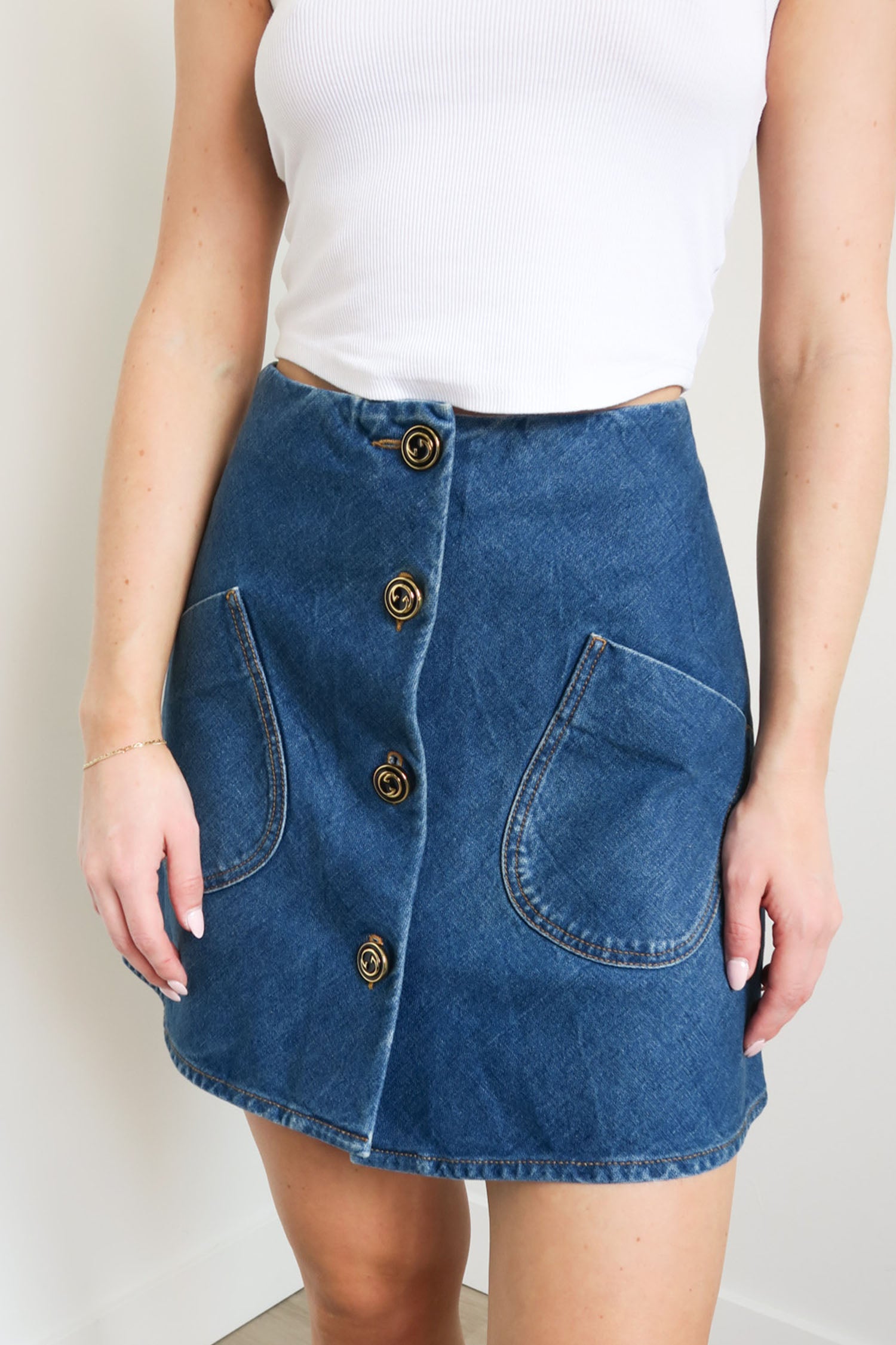 Gucci Denim Mini Skirt w Tags sz 38 The Find Studio