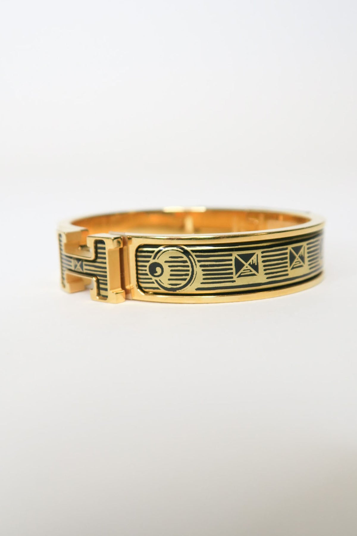 Hermès Enamel Narrow Print Clic Clac H Bracelet M