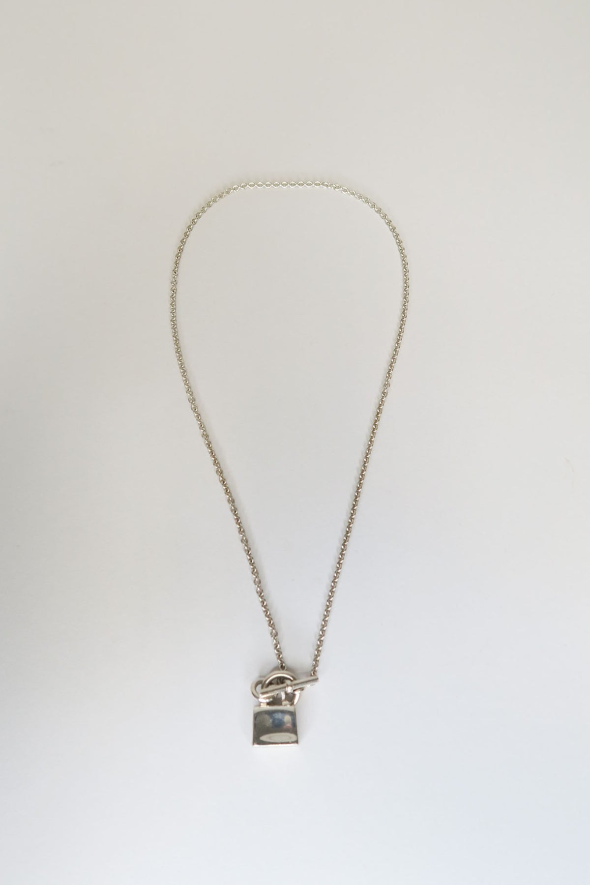 Hermès Amulettes Kelly Pendant Necklace