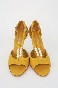 Chanel Pearl T-Strap Pumps sz 37