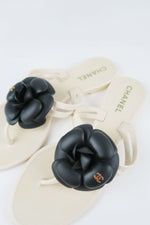 Chanel Interlocking CC Logo Rubber Sandals sz 35