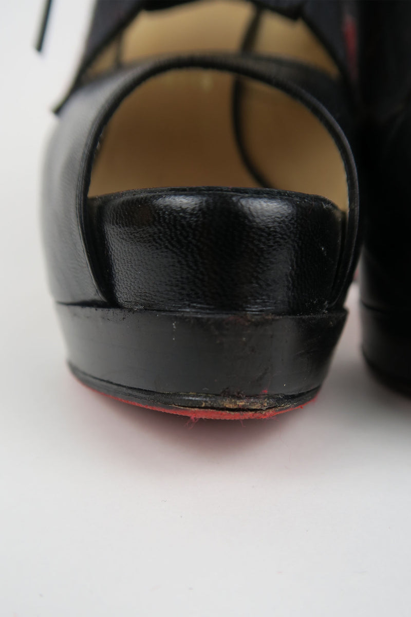 Christian Louboutin Pinstripe Pumps sz 36.5