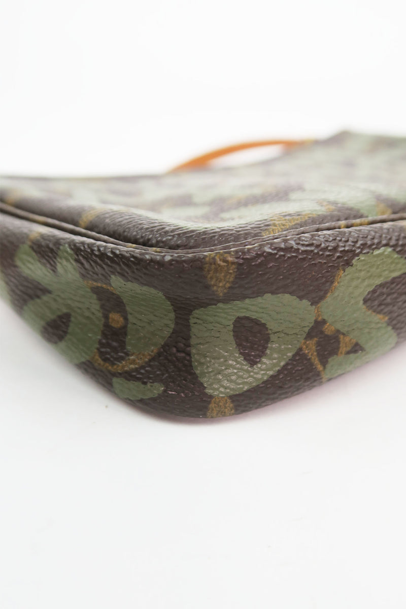 Louis Vuitton Graffiti Pochette – The Find Studio