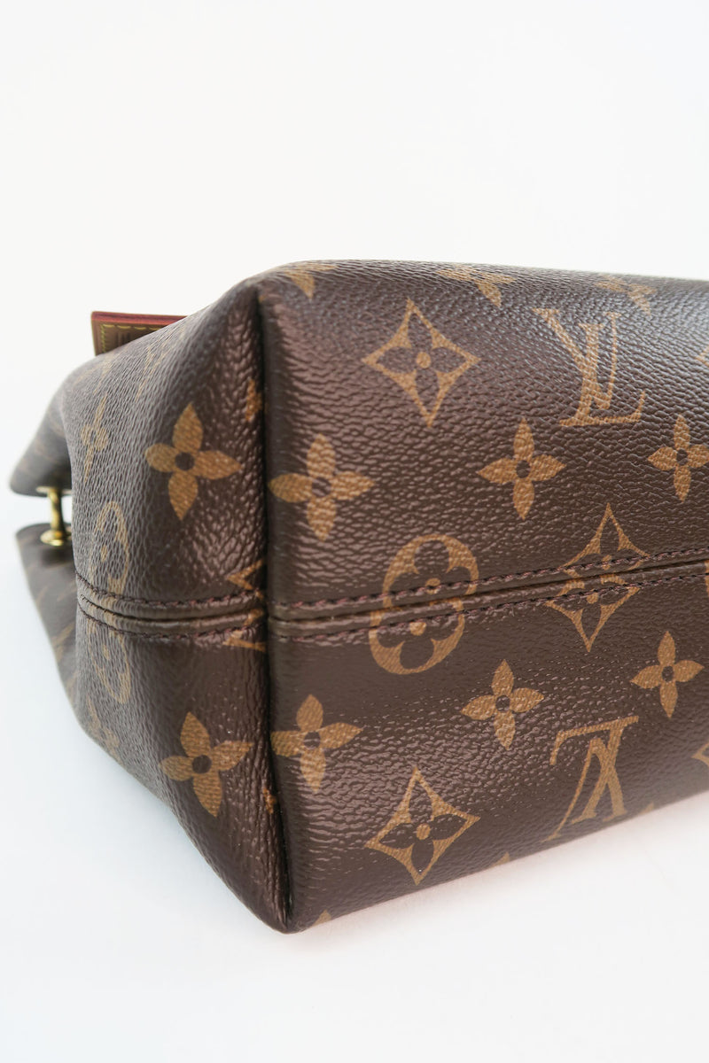 Louis Vuitton Monogram Graceful PM