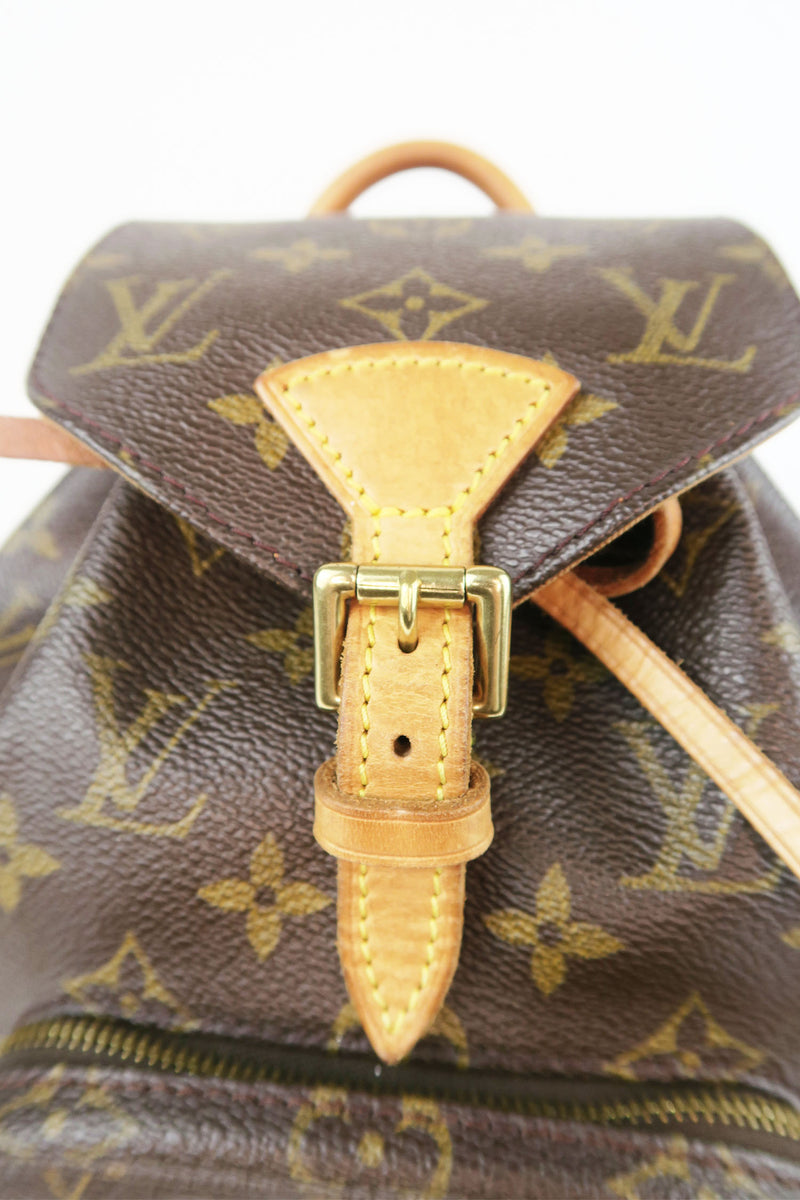 Louis Vuitton Montsouris MM Backpack M51137 – Timeless Vintage Company