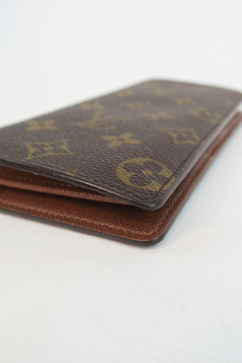 Louis Vuiton LV Monogram Bifold Wallet