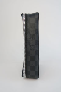 Louis Vuitton Damier Graphite Packing Cube PM