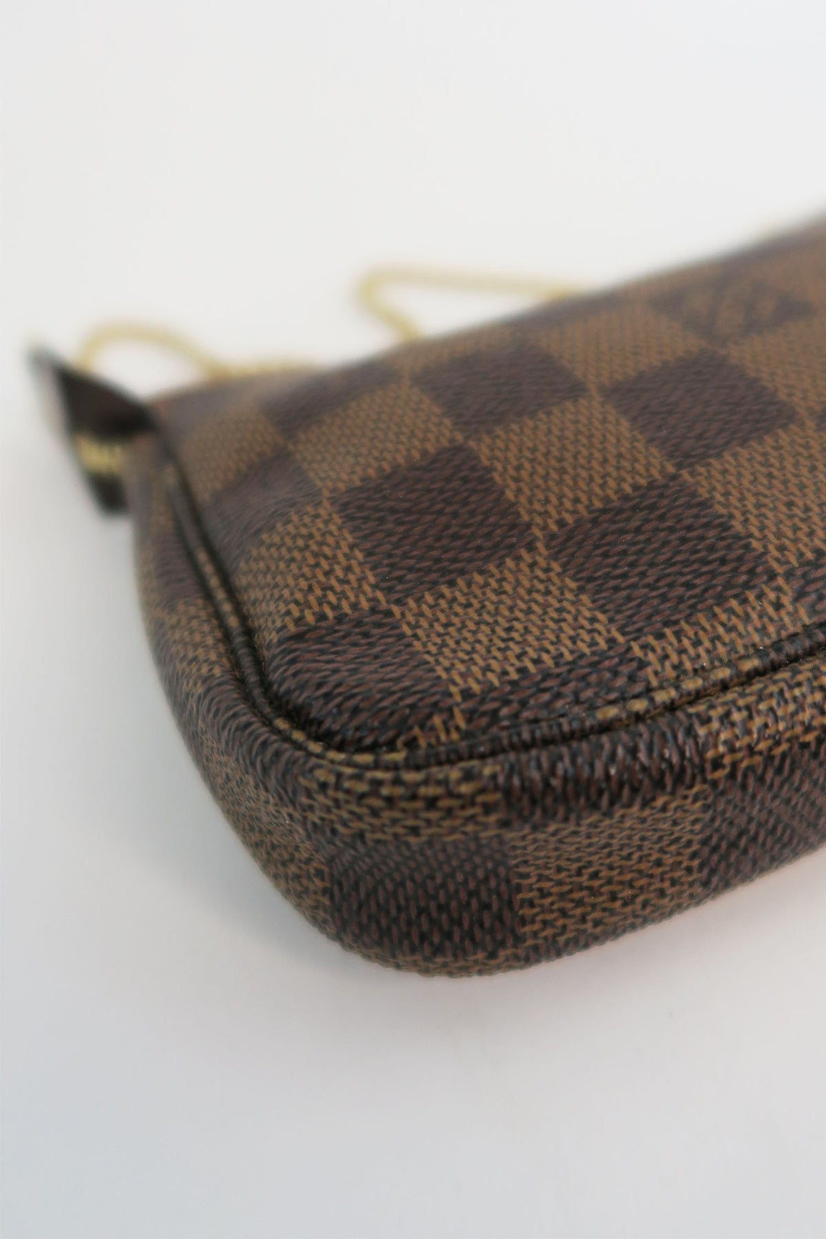 Louis Vuitton Damier Ebene Mini Pochette