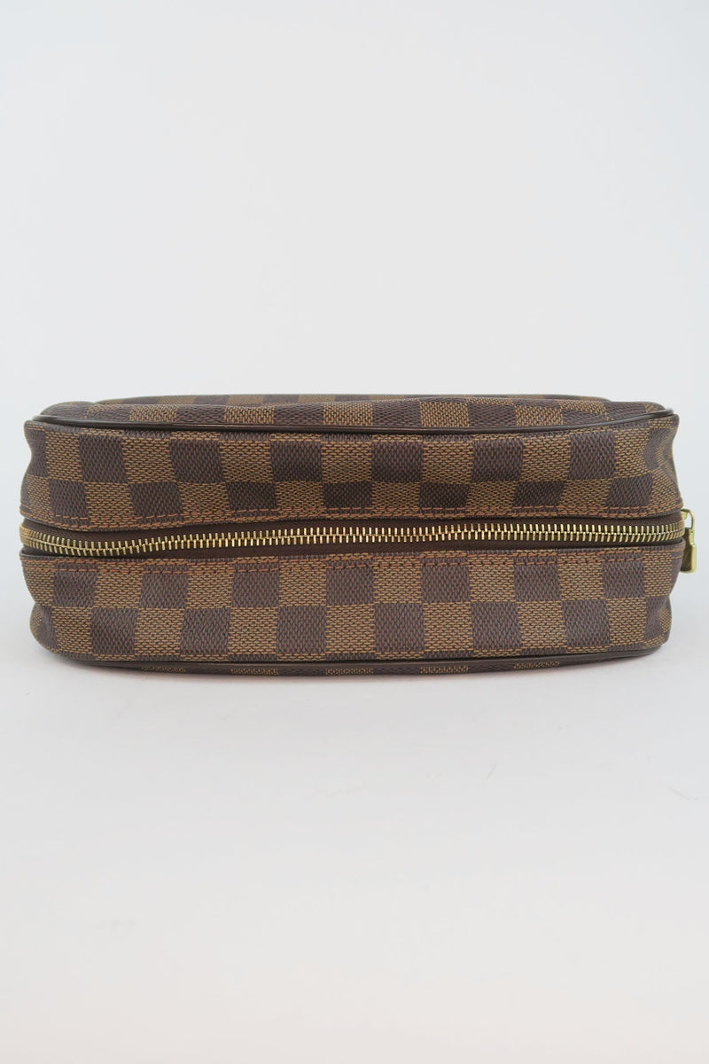 Louis Vuitton Damier Ebene Toiletry Bag 25