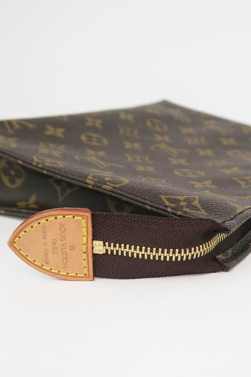 Louis Vuitton Monogram Toiletry Pouch 26 – Sell My Stuff Canada