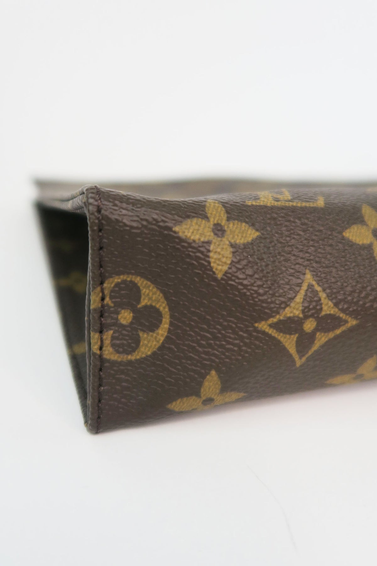 Louis Vuitton Monogram Toiletry Pouch 26