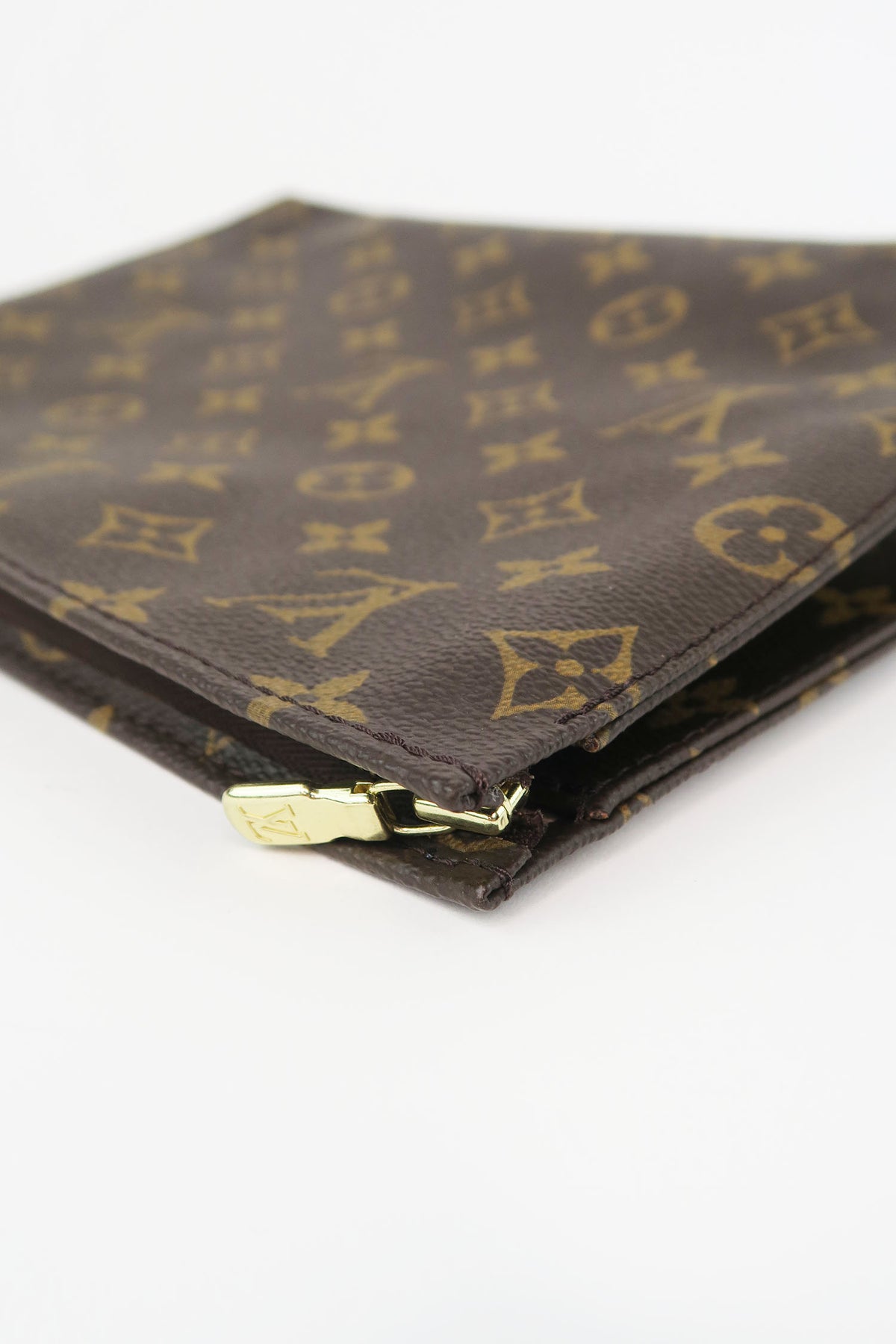 Louis Vuitton Monogram Toiletry Pouch 26