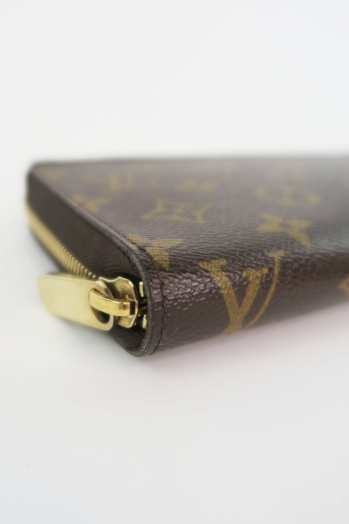 Louis Vuitton Monogram Zippy Organizer Wallet