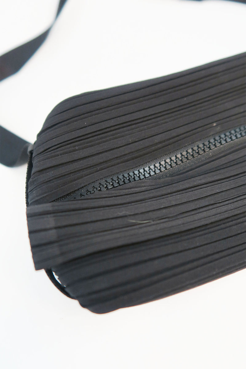 Pleats Please Issey Miyake Balloon Pleats Belt Bag