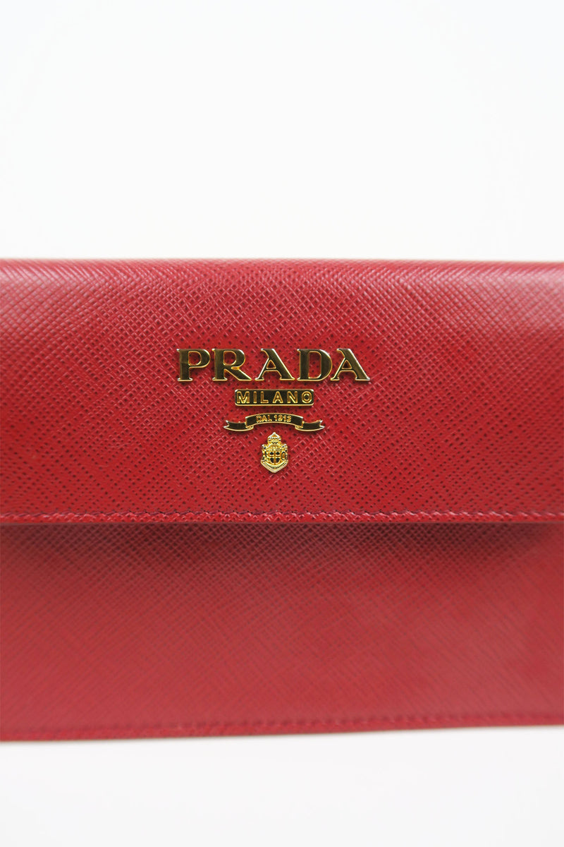 Prada Wallet on Chain