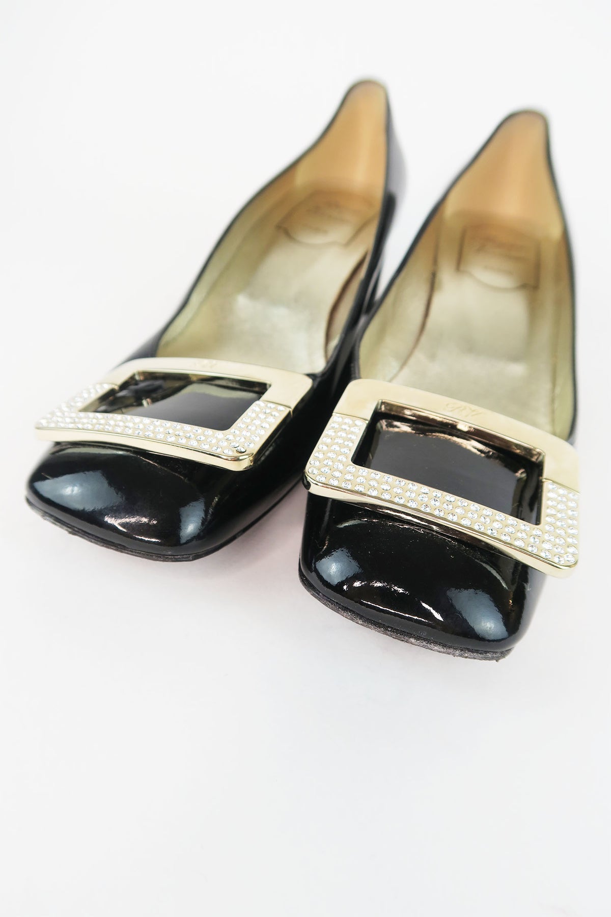 Roger Vivier Patent Leather Pump sz 37